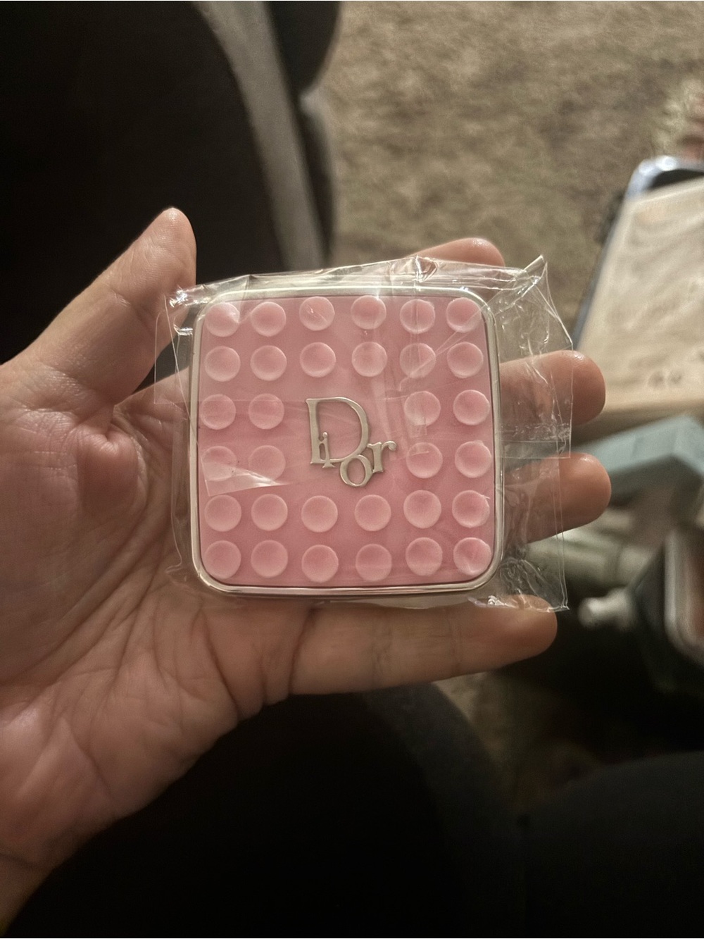 Dior Pink Raised Dot pop socket kinda thing limited edition ottobuddy